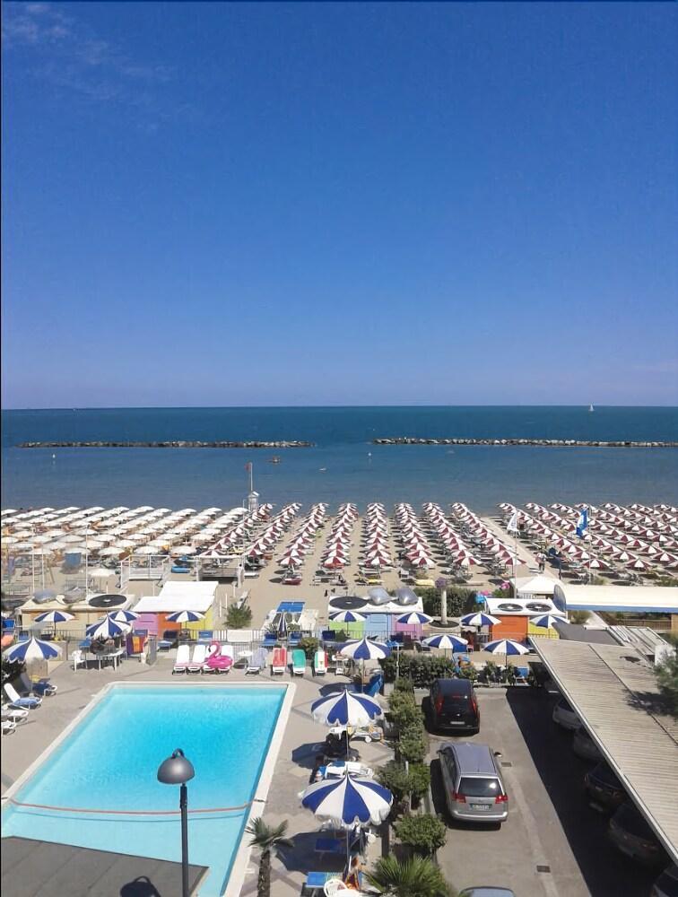 Hotel Italia Bellaria-Igea Marina Eksteriør bilde